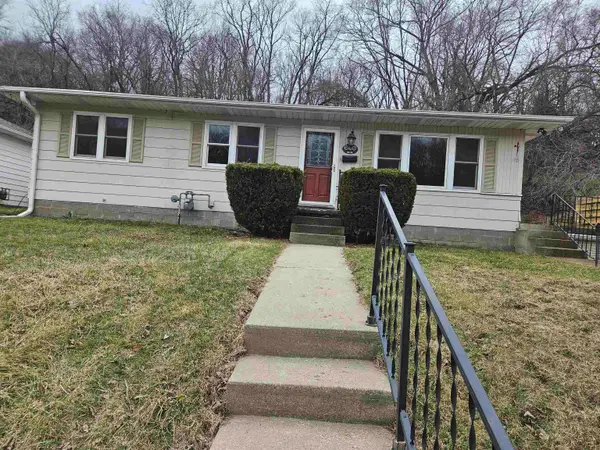 660 Kaufmann Avenue, Dubuque, IA 52001