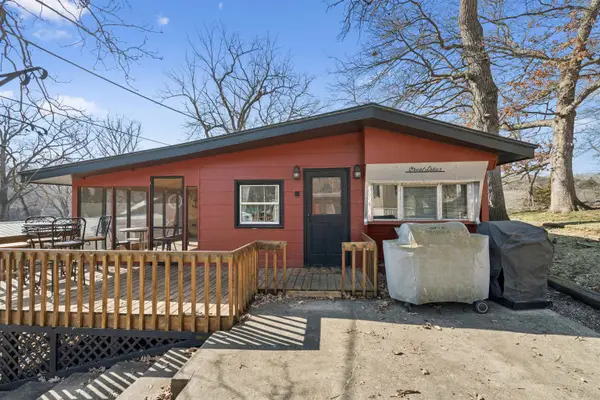 2220 260 Street, Delhi, IA 52223