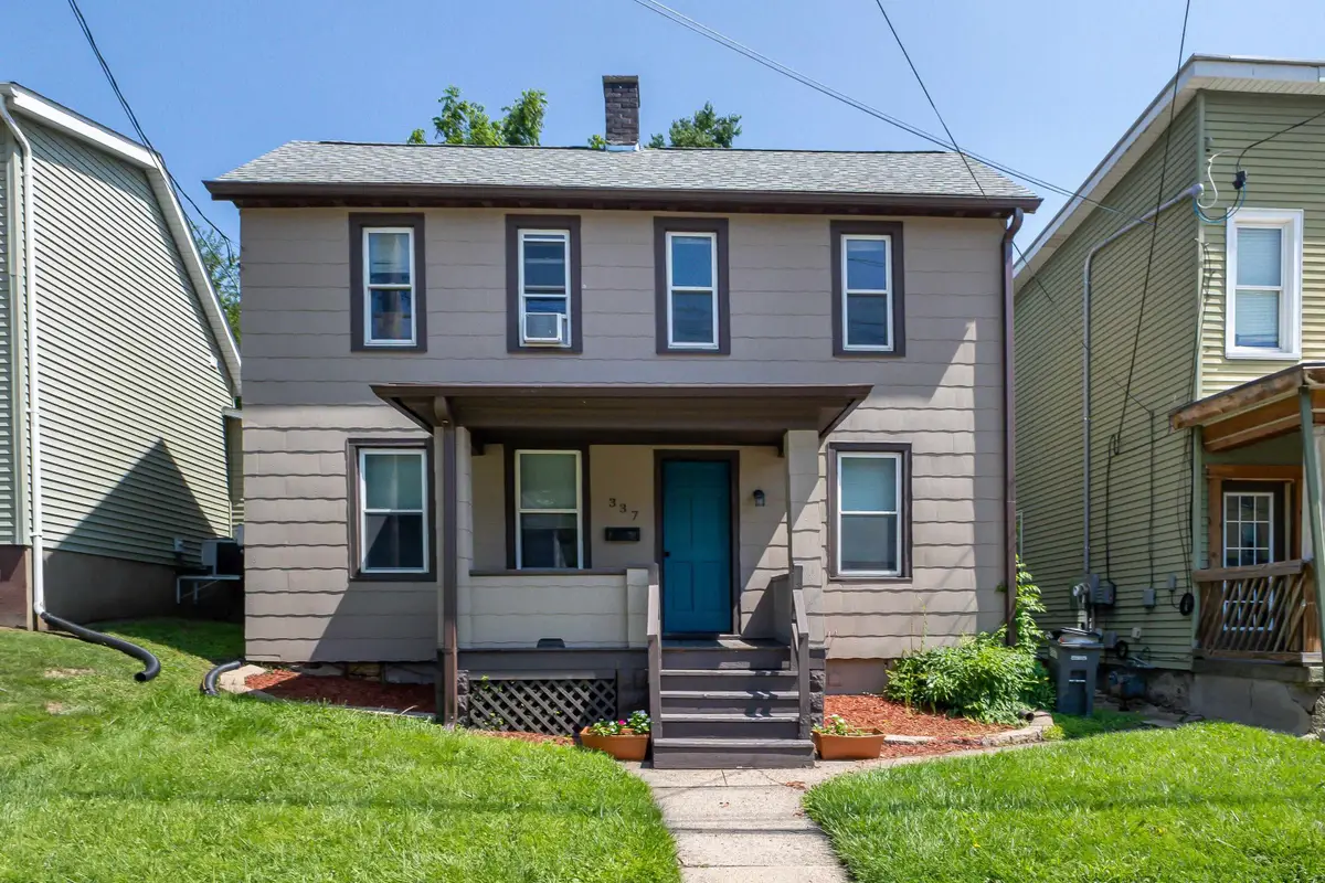 337 Kaufmann Avenue, Dubuque, IA 52001 - #1