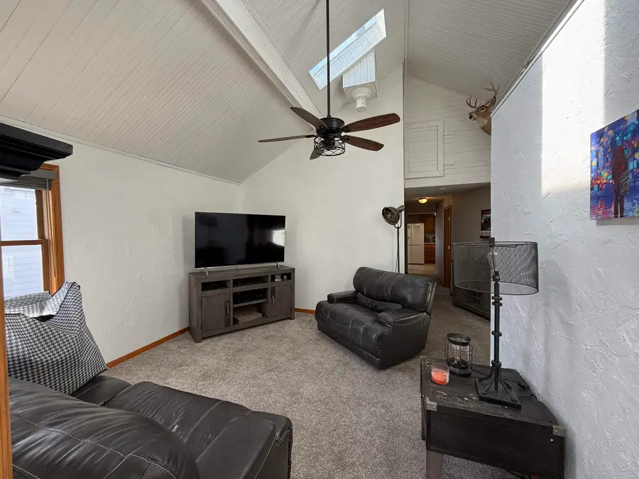 2905 Pinard Street, Dubuque, IA 52001 - #2