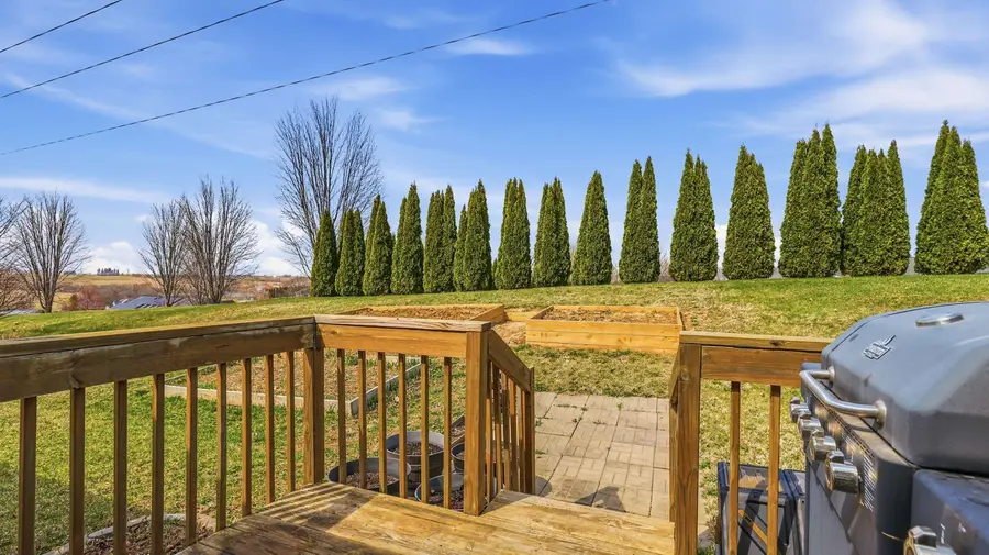 5468 Park Place, Dubuque, IA 52002 - #3