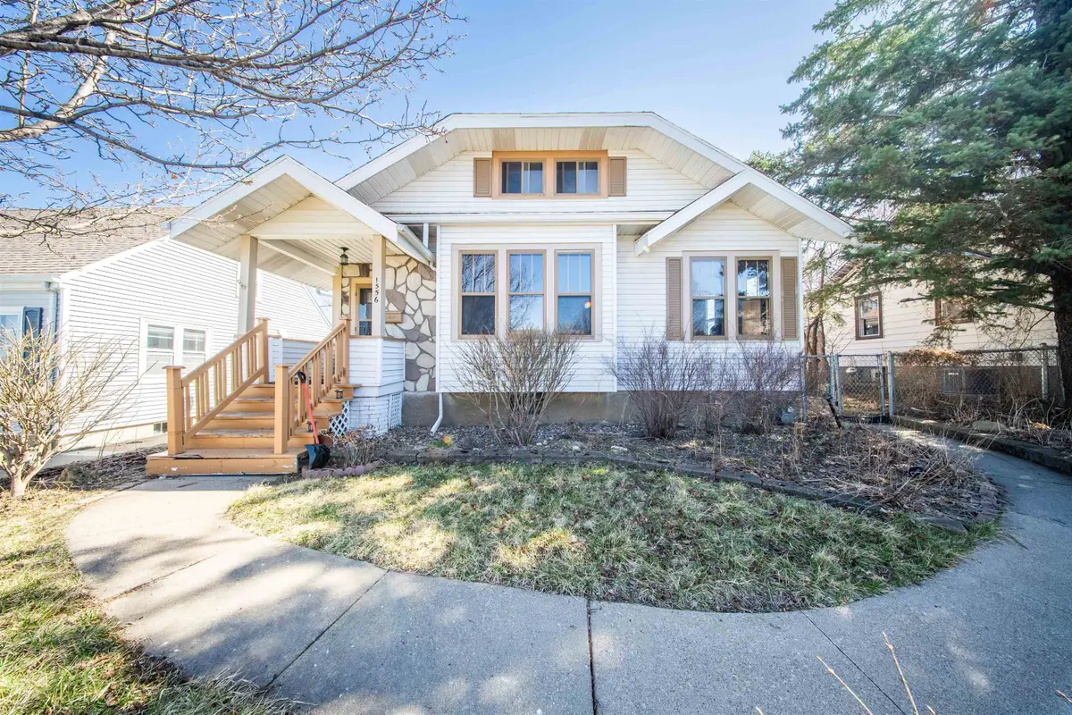 1556 Auburn Street, Dubuque, IA 52001 - #1