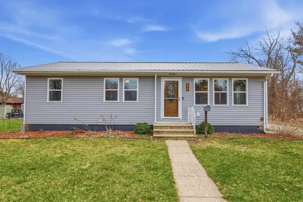 713 E Union Street, Manchester, IA 52057