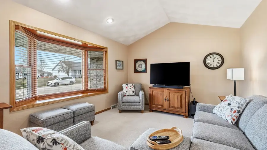 620 Melinda Drive, Peosta, IA 52068 - #3