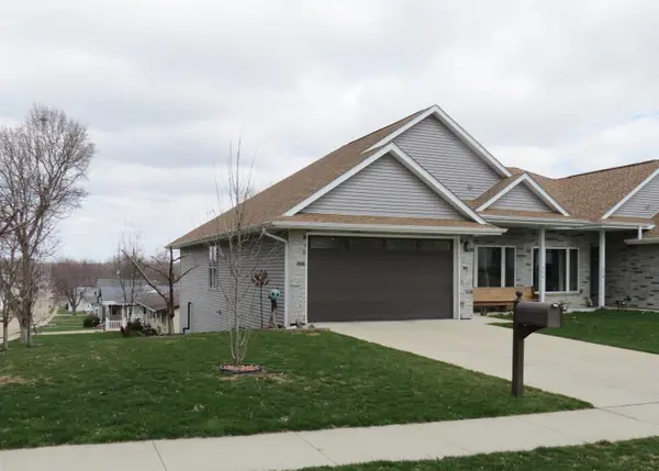 314 E Locust Street, Maquoketa, IA 52060