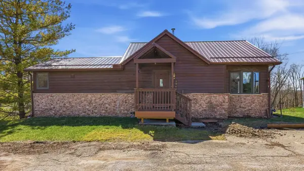 3940 Oneida Avenue, Dubuque, IA 52001