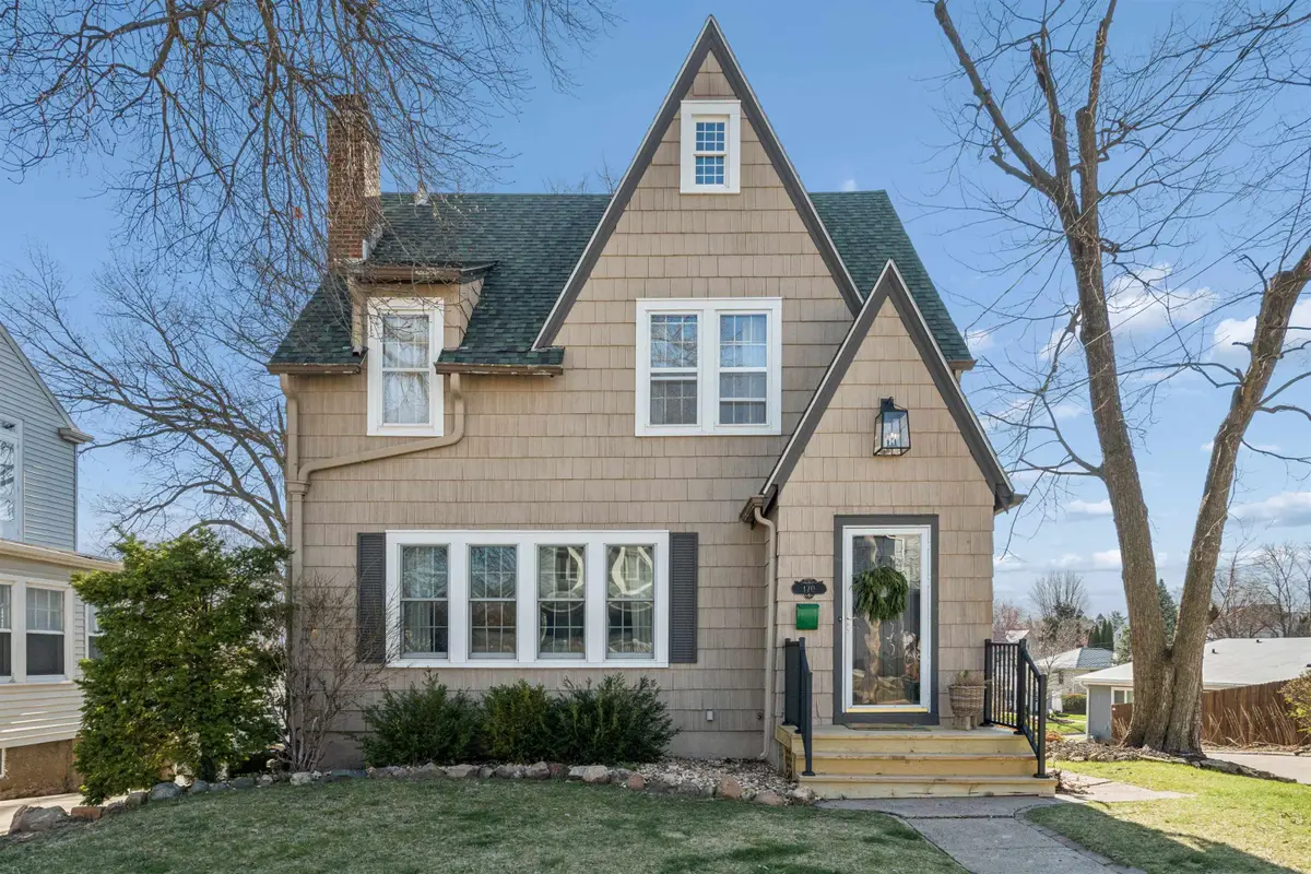 170 South Hill Street, Dubuque, IA 52003 - #1