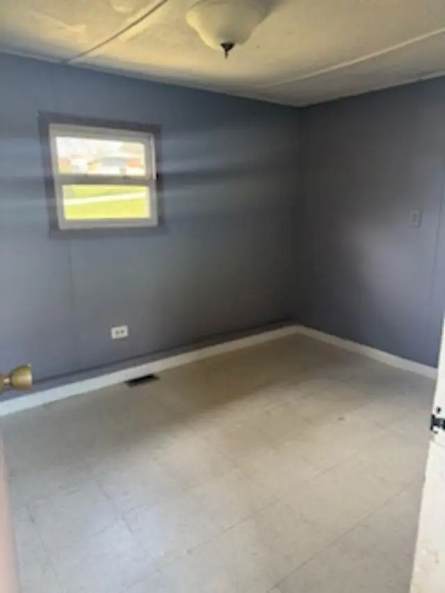880 Toledo Street, Dubuque, IA 52001 - #3