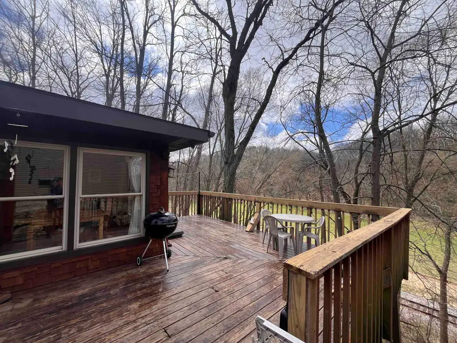 9919 Shawondassee Drive, Dubuque, IA 52003 - #3