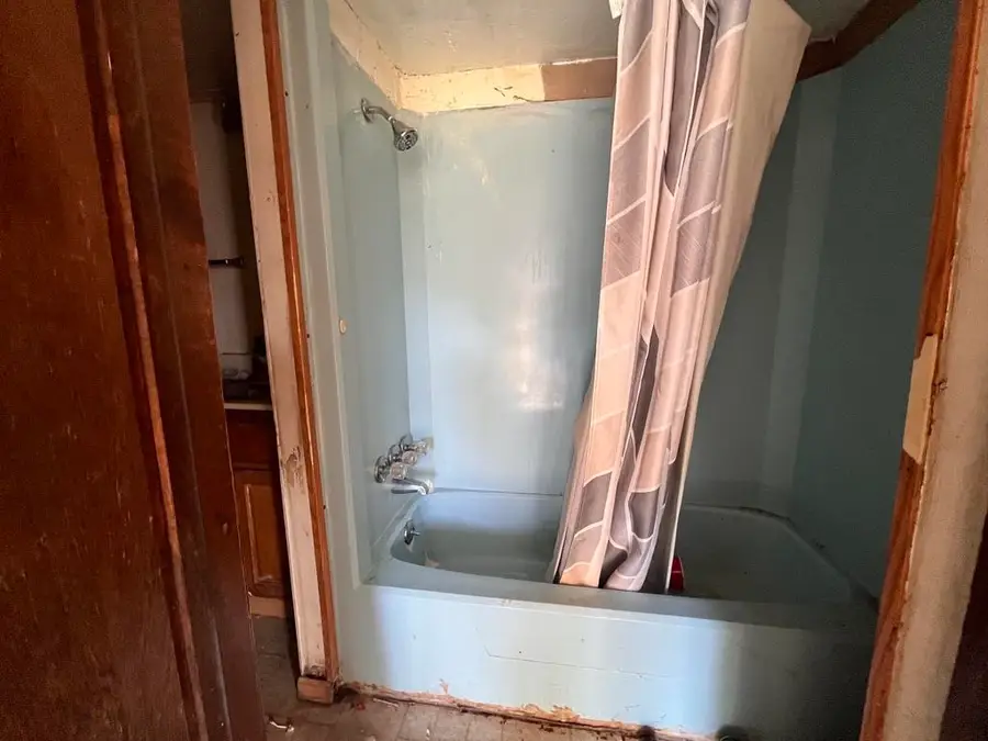 2687 Central Avenue, Dubuque, IA 52001 - #3