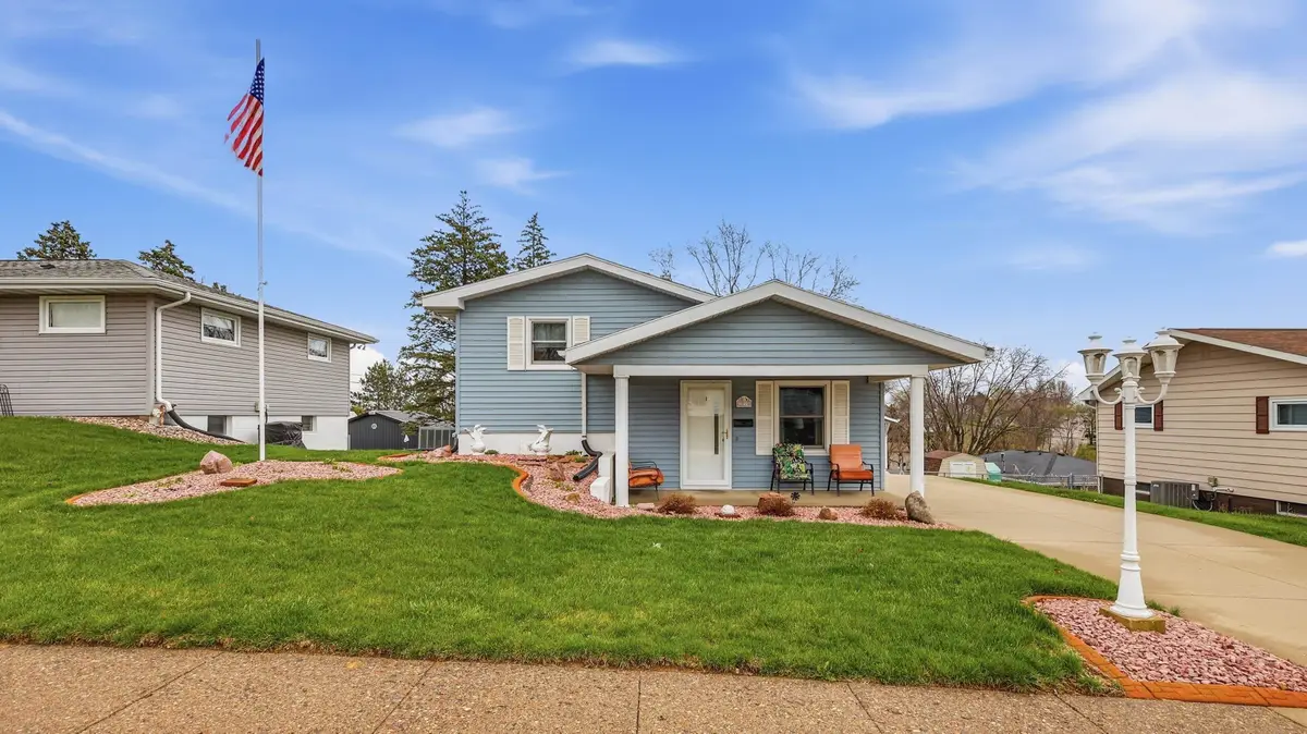 2878 Timberline Street, Dubuque, IA 52001 - #1