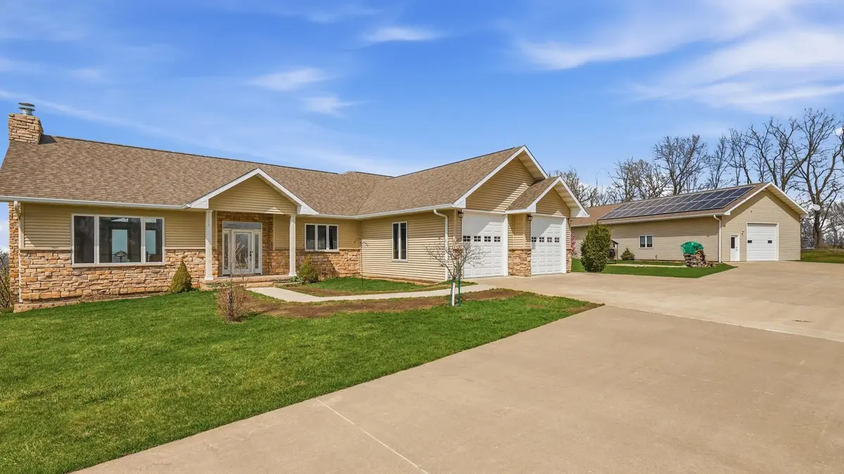 1567 St. Catherine Road, Mosalem, IA 52031 - #1