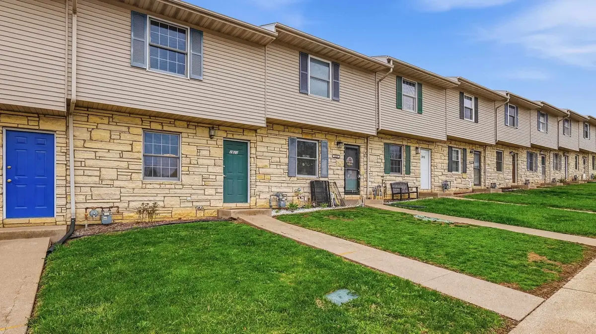 2820 John F Kennedy Road, Dubuque, IA 52001 - #1