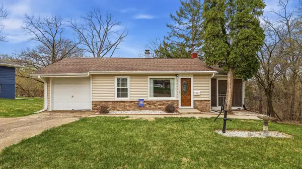 711 Laurel Street, Dubuque, IA 52003