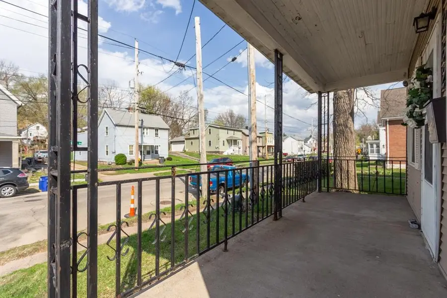 352 Kaufmann Avenue, Dubuque, IA 52001 - #3