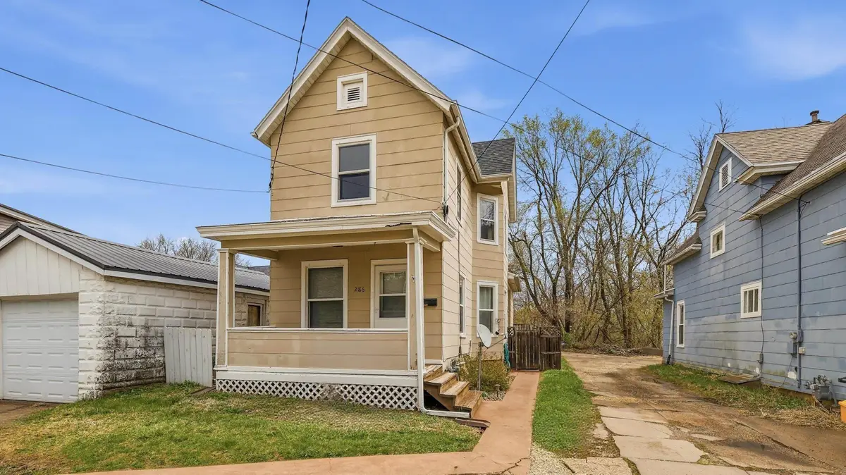 2186 Hodgdon Street, Dubuque, IA 52001 - #1