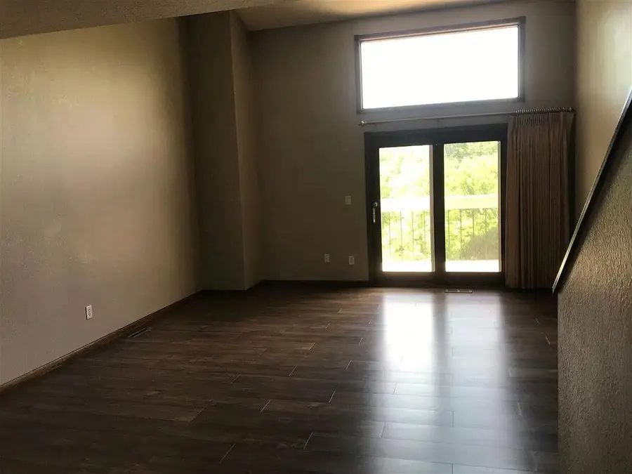 827 Stone Ridge Place, Dubuque, IA 52001 - #2