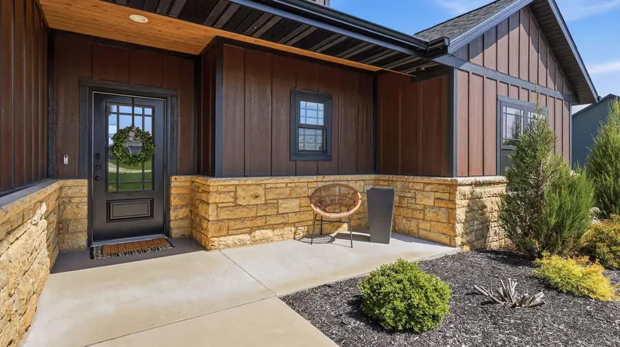 14549 Keegan Court, Dubuque, IA 52002 - #3