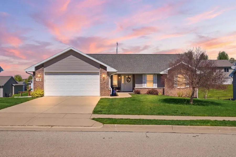 5173 Park Place, Asbury, IA 52002 - #2