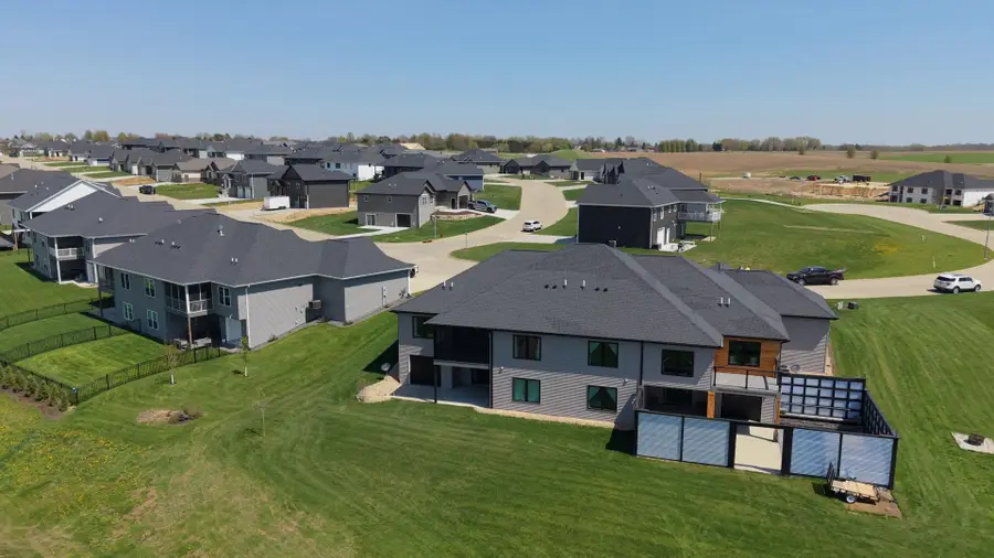 231 Solomia Court, Peosta, IA 52068 - #2
