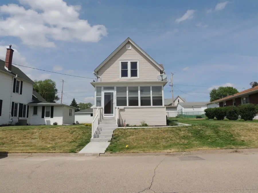 705 Groveland Place, Dubuque, IA 52001 - #3