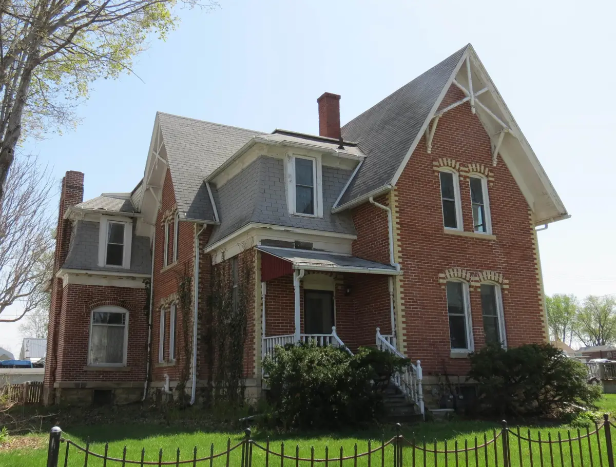 309 N Main Street, Maquoketa, IA 52060 - #1