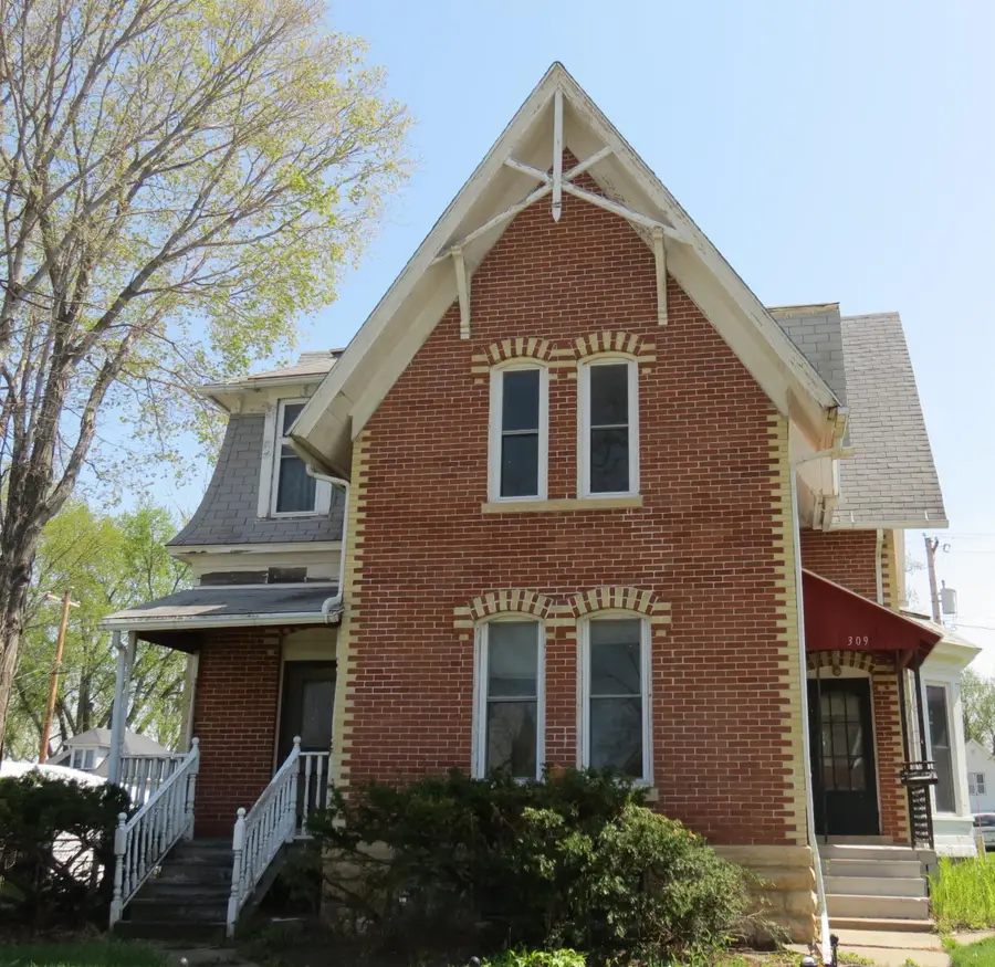 309 N Main Street, Maquoketa, IA 52060 - #2