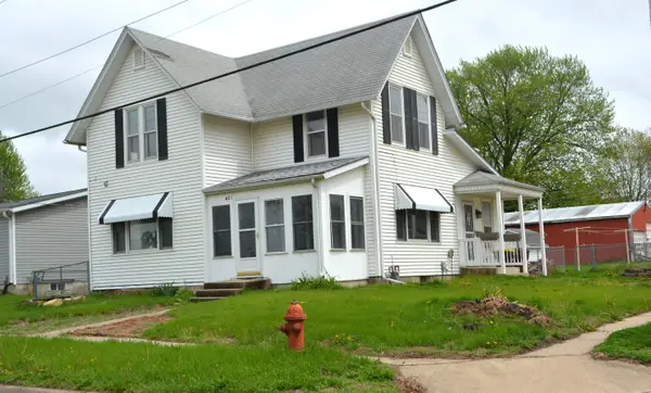 401 N Dearborn Street, Maquoketa, IA 52060