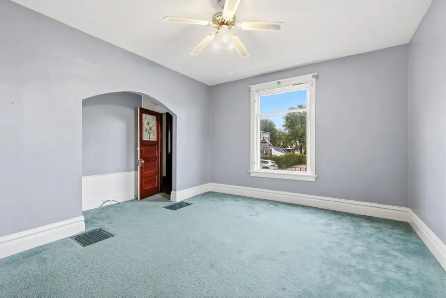 77 Alpine Street, Dubuque, IA 52001 - #3