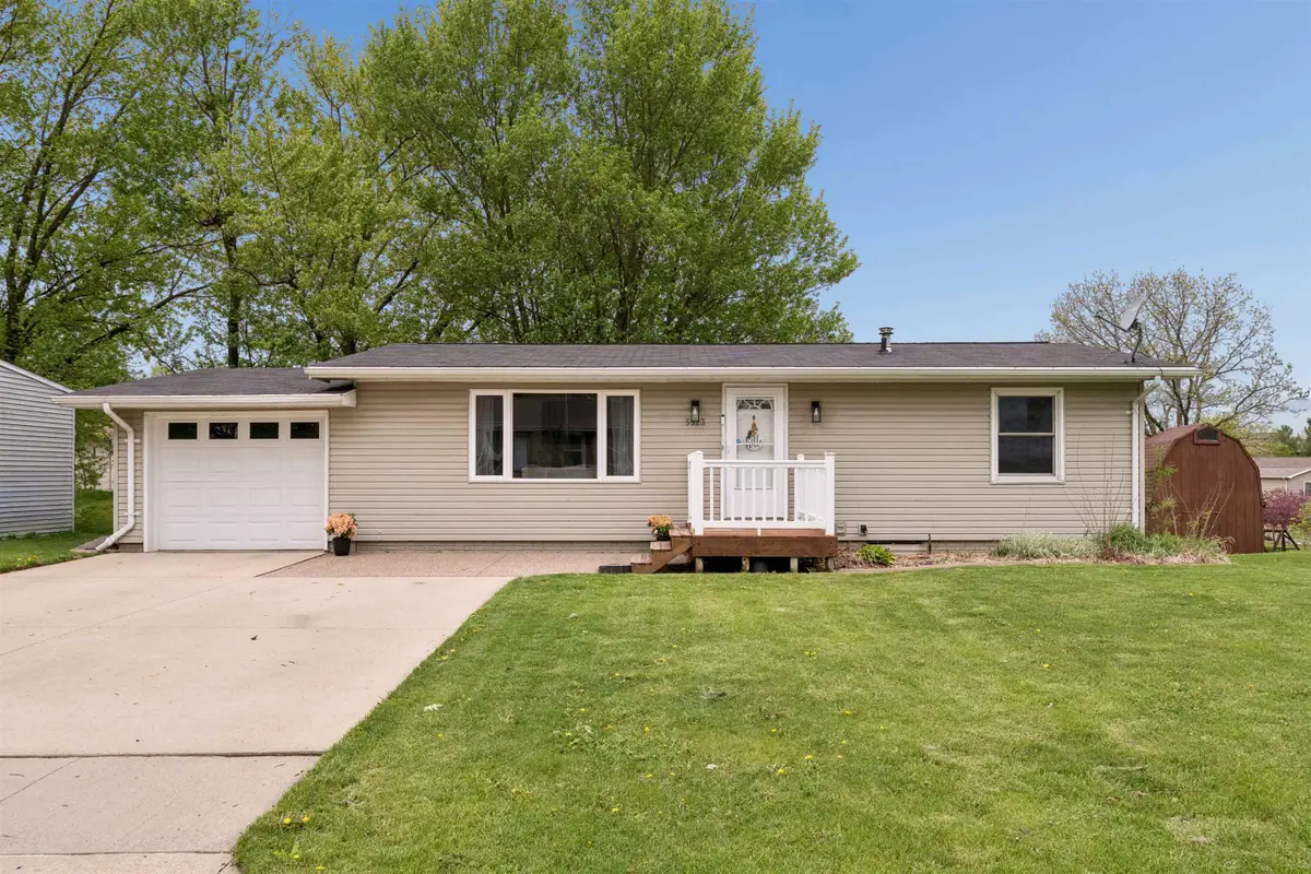 5523 Northwood Court, Dubuque, IA 52002 - #1