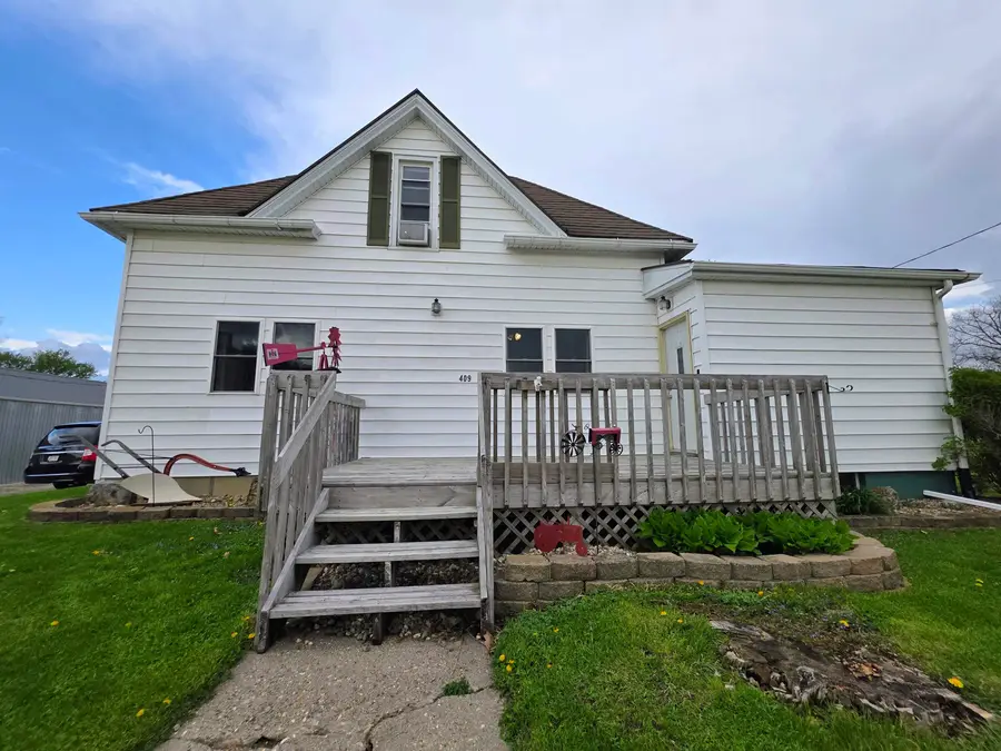 409 Main Street, Colesburg, IA 52035 - #2