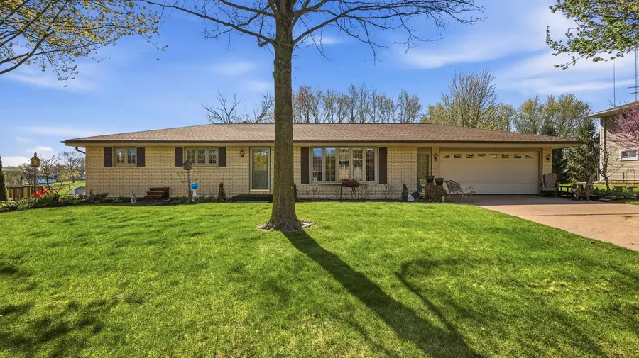 10544 Cedar Point Court, Dubuque, IA 52003 - #2