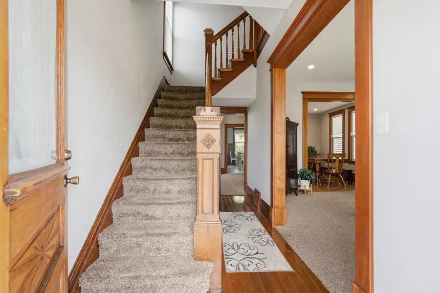 2304 Queen Street, Dubuque, IA 52001 - #3