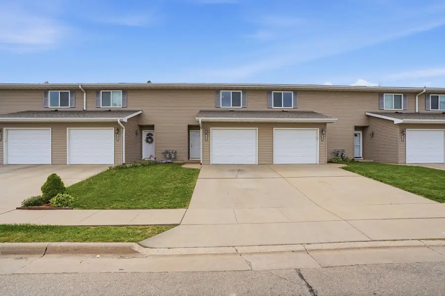 1984 Golden Eagle Drive, Dubuque, IA 52001 - #2