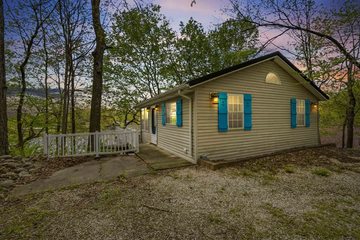 26249 215th Avenue, Delhi, IA 52223 - #1