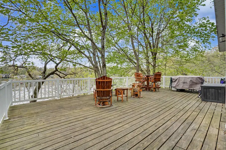 26249 215th Avenue, Delhi, IA 52223 - #2