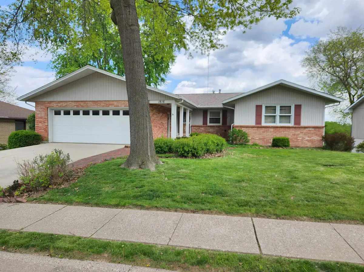 1816 Churchill Drive, Dubuque, IA 52001 - #1