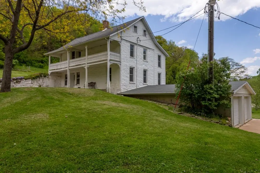 21537 Mud Lake Road, Dubuque, IA 52001 - #1