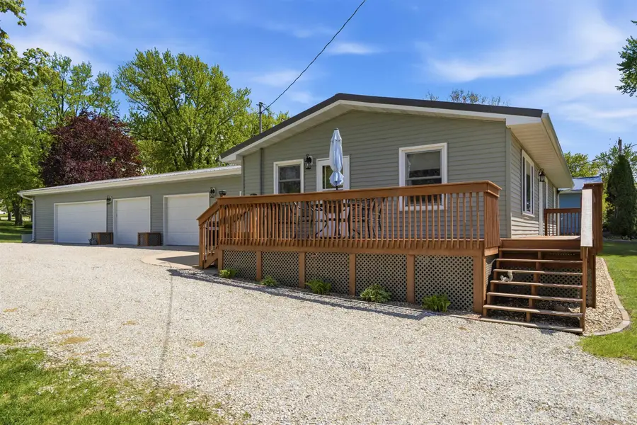 435 S 4th Street Street, Winthrop, IA 50682 - #3