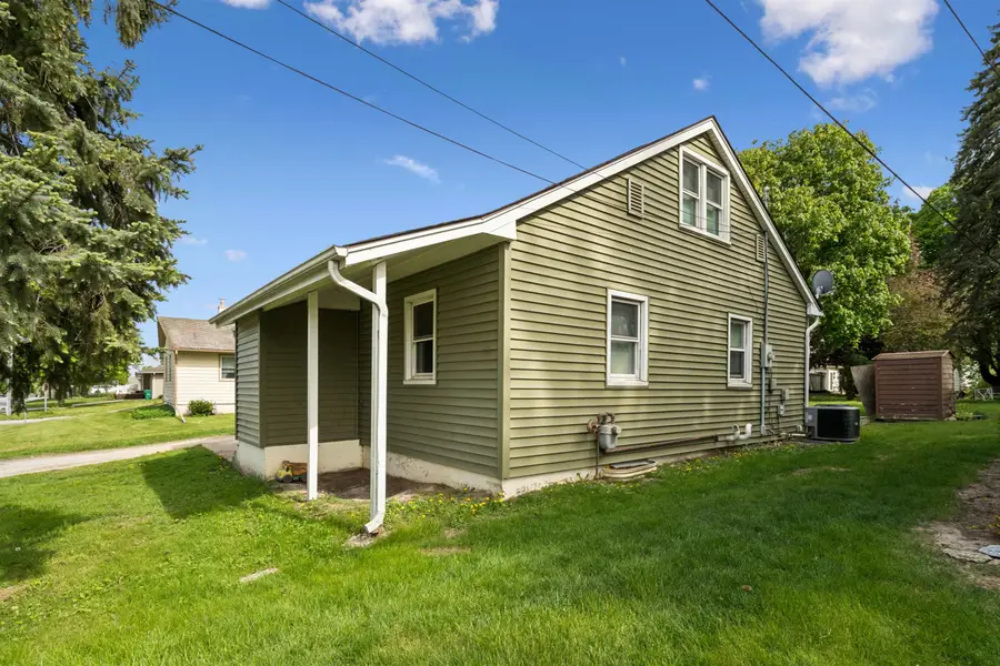 338 E Plum Street, West Union, IA 52175 - #2