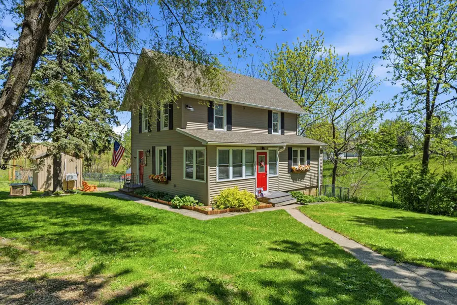 304 N Franklin Street, Andrew, IA 52030 - #2