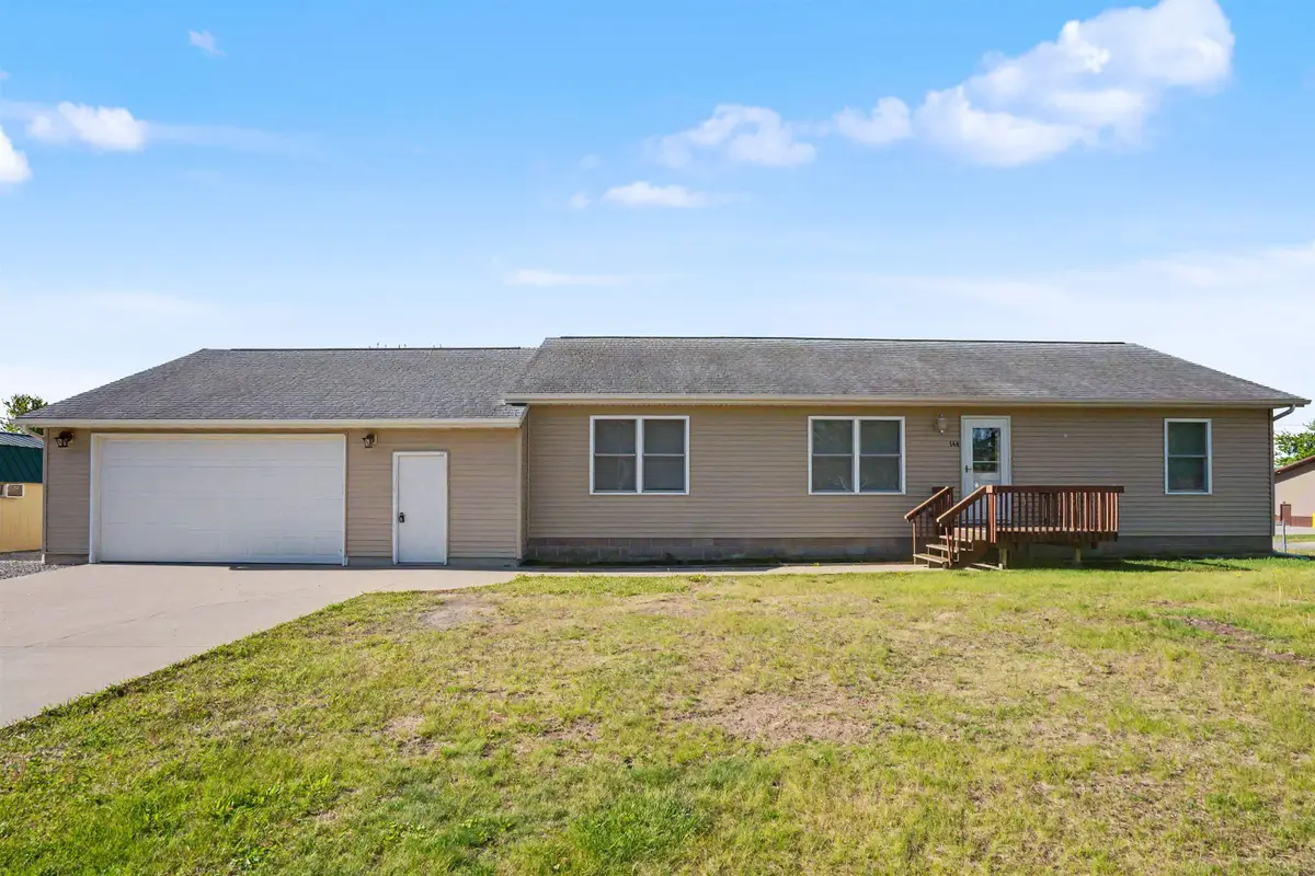 544 W Washington Street, Winthrop, IA 52049 - #1