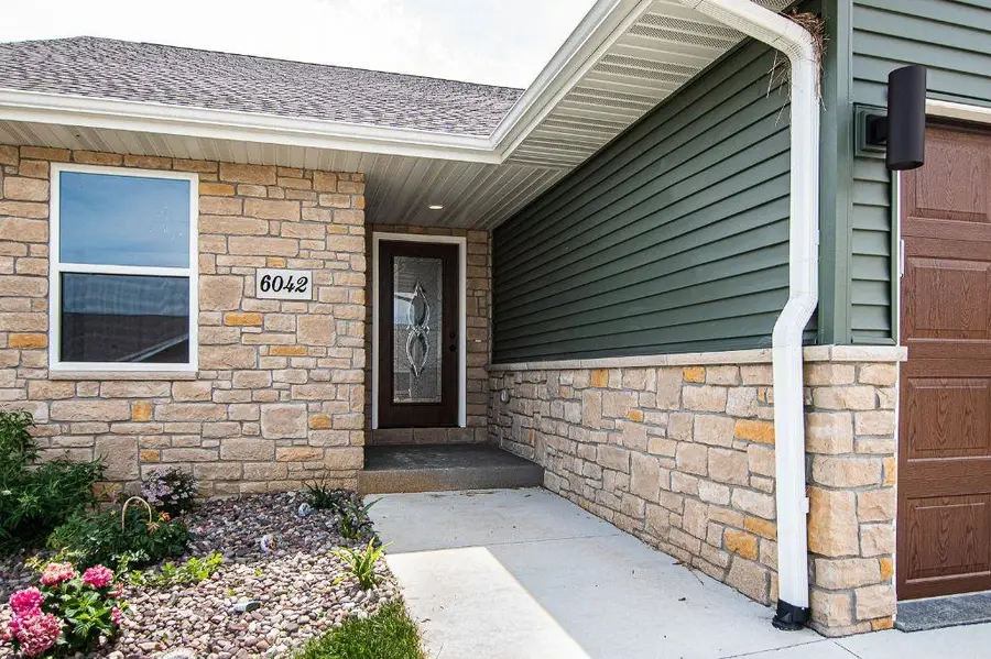 6042 Seven Springs Drive, Asbury, IA 52002 - #2