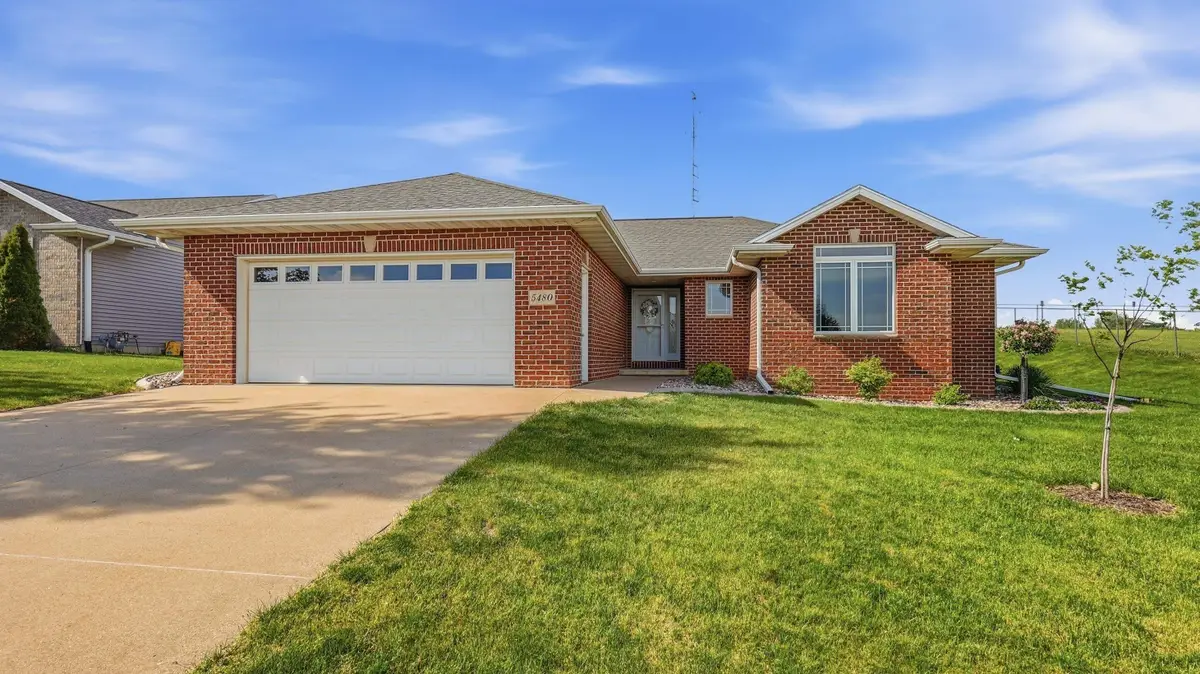 5480 Carver Drive, Dubuque, IA 52002 - #1