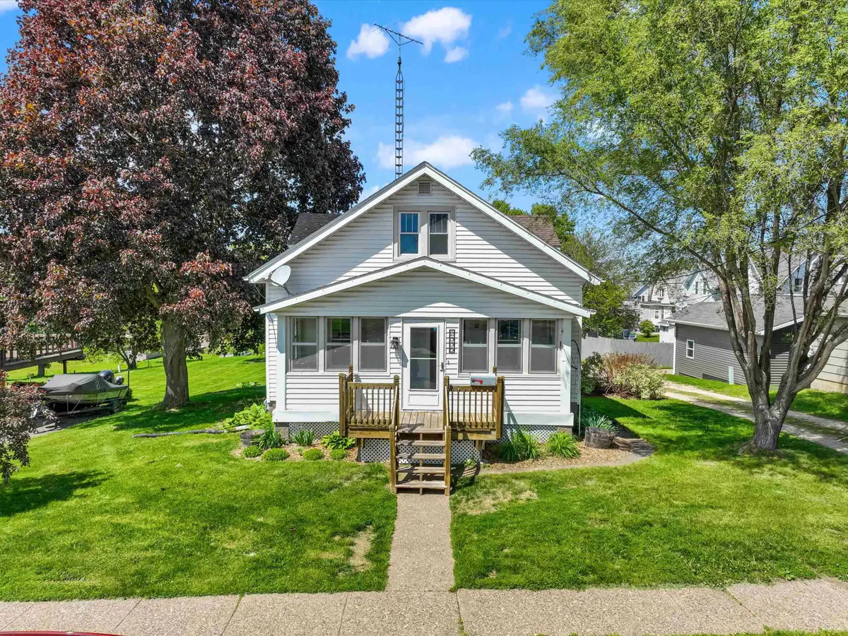 2335 Rosedale Avenue, Dubuque, IA 52001 - #1