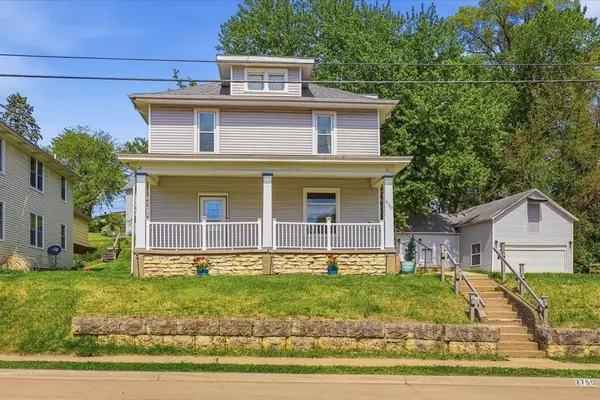2750 Burden Street, Dubuque, IA 52001