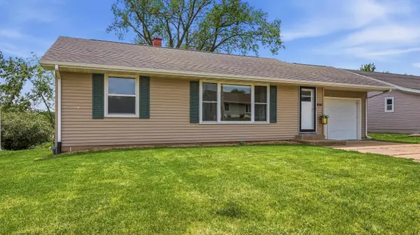 1040 Clara Court, Dubuque, IA 52001