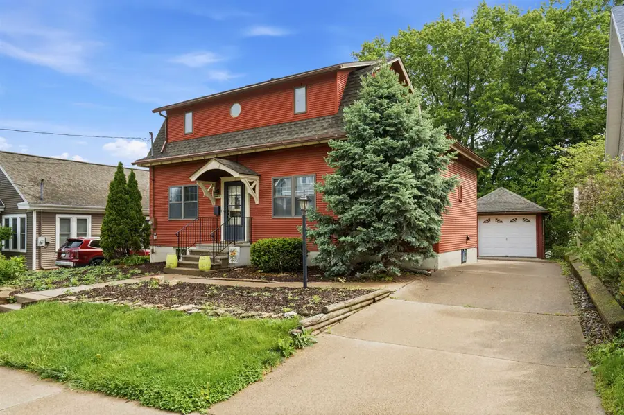 1200 Glen Oak Street, Dubuque, IA 52001 - #2