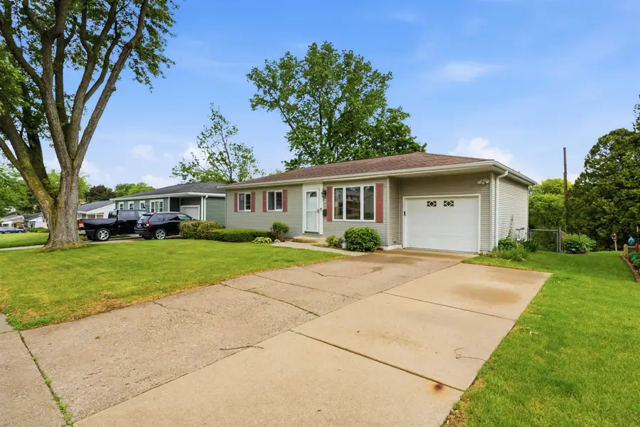 3195 Kaufmann Avenue, Dubuque, IA 52001 - #2