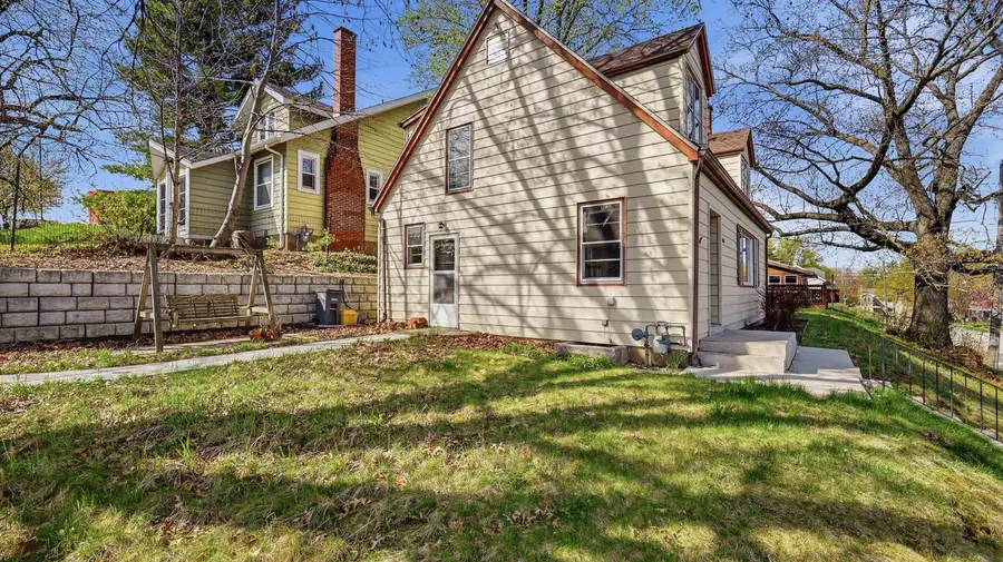 2002 Decorah Street, Dubuque, IA 52001 - #3